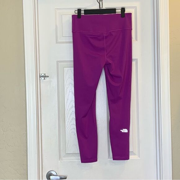The North Face Elevation 7/8 Length Leggings Purple Cactus Flower Size Medium - Picture 3 of 13